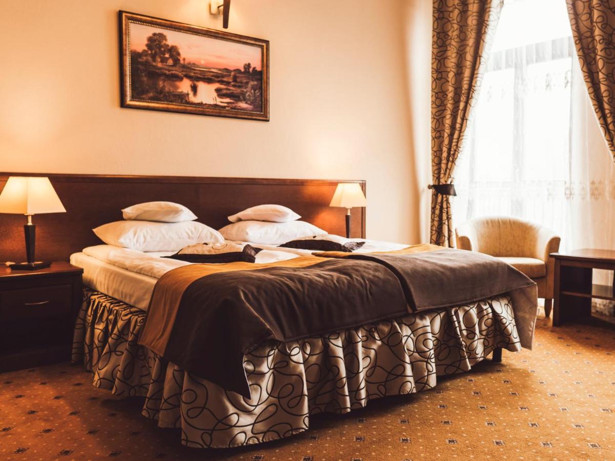 Hotel Osjann Біла Підляська Екстер'єр фото