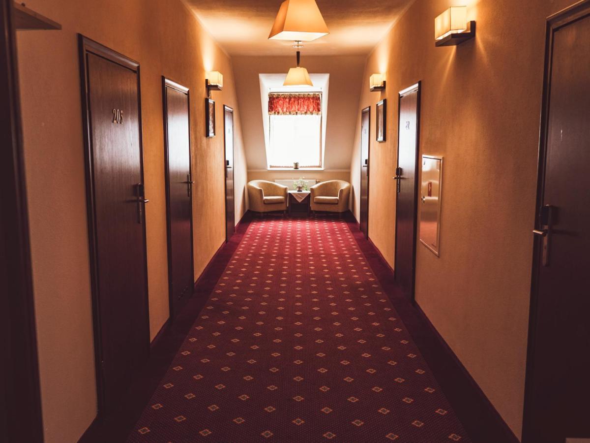 Hotel Osjann Біла Підляська Екстер'єр фото