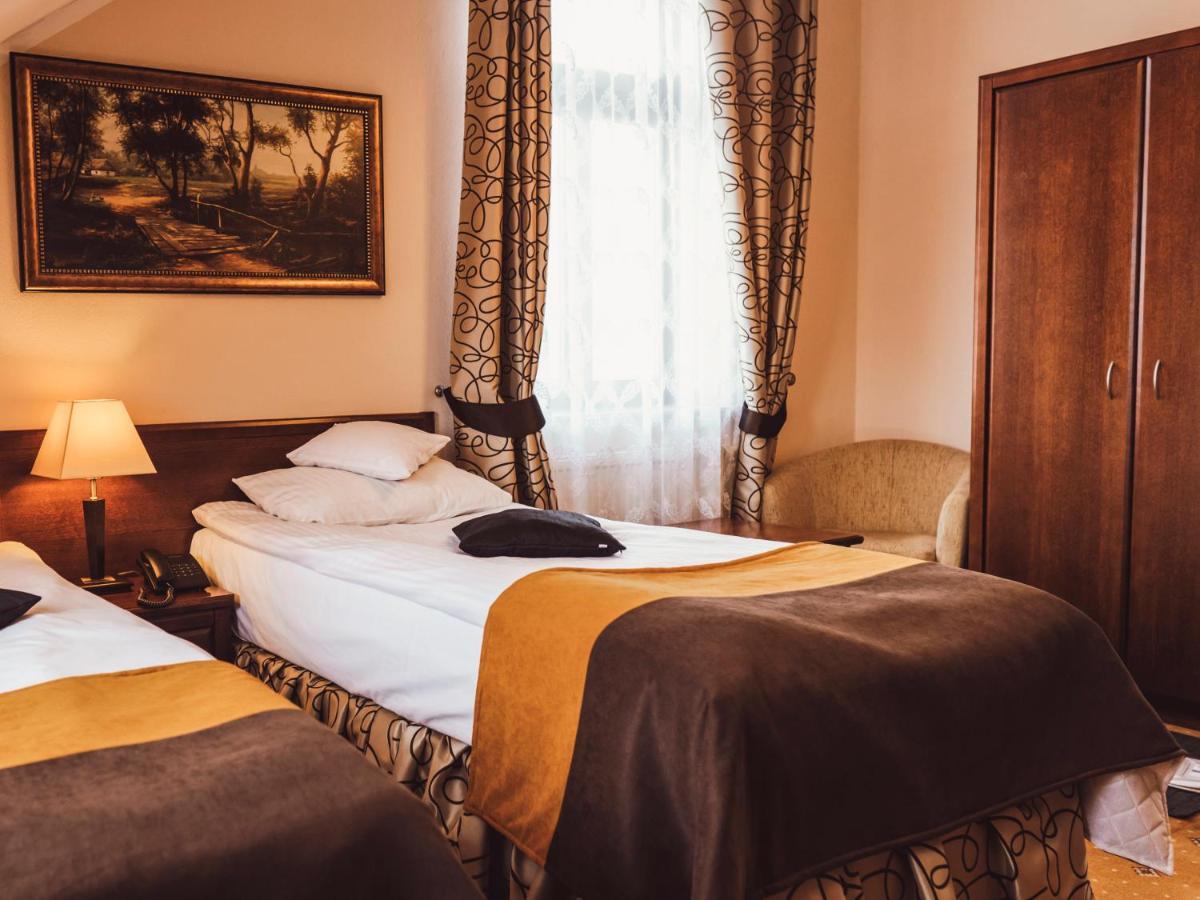 Hotel Osjann Біла Підляська Екстер'єр фото